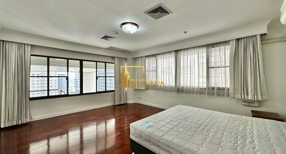 Condo en alquiler de 4 habitaciones en Khlong Toei, Bangkok