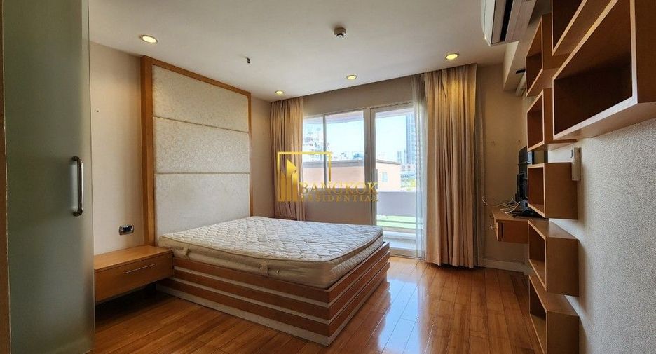 Condo en alquiler de 3 habitaciones en Khlong Toei, Bangkok
