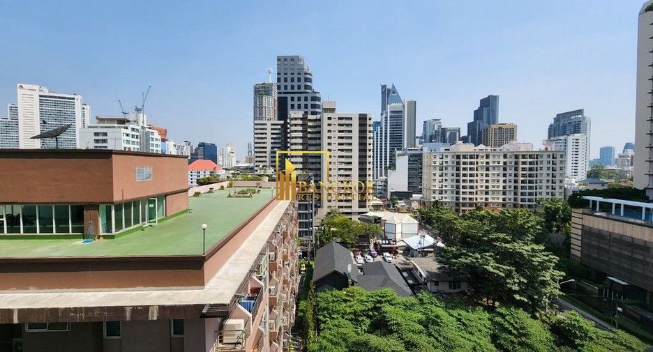 Condo en alquiler de 3 habitaciones en Khlong Toei, Bangkok