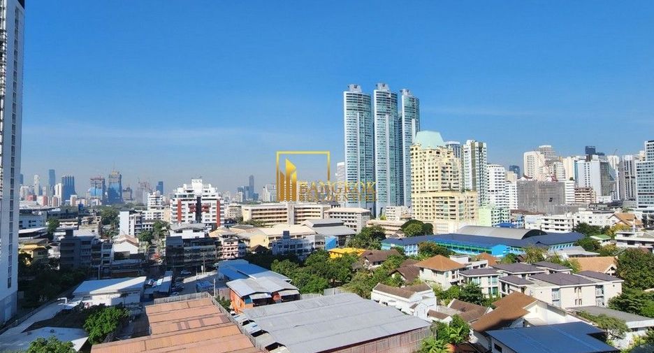 Condo en alquiler de 3 habitaciones en Khlong Toei, Bangkok