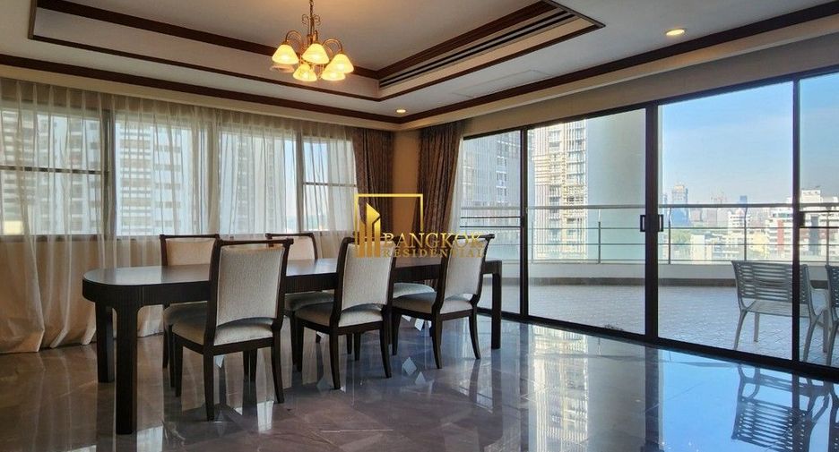 Condo en alquiler de 3 habitaciones en Khlong Toei, Bangkok