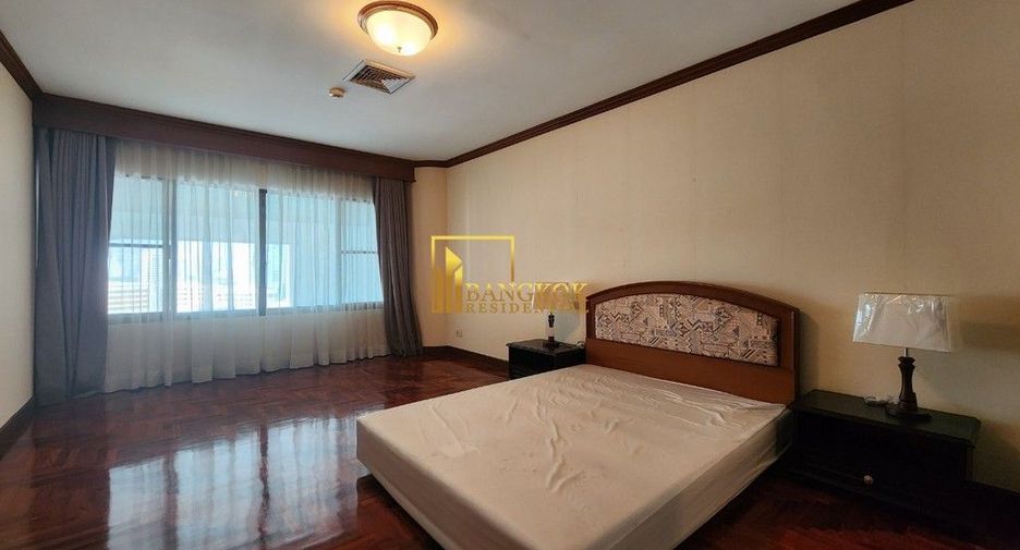 Condo en alquiler de 3 habitaciones en Khlong Toei, Bangkok