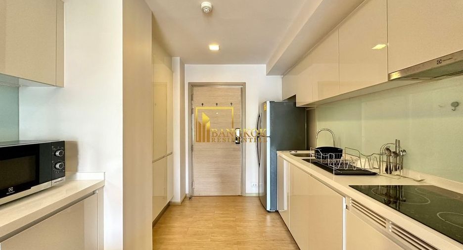 For rent 2 bedrooms condo in Khlong Toei, Bangkok