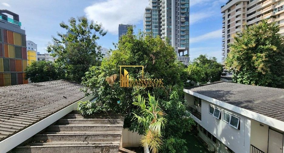 For rent 3 bedrooms condo in Khlong Toei, Bangkok