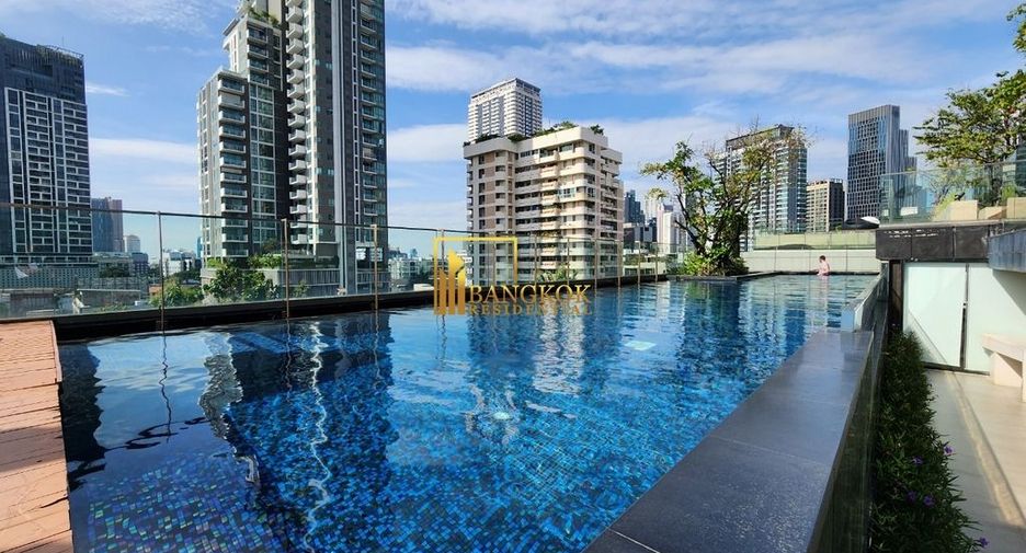 For rent 2 bedrooms condo in Khlong Toei, Bangkok