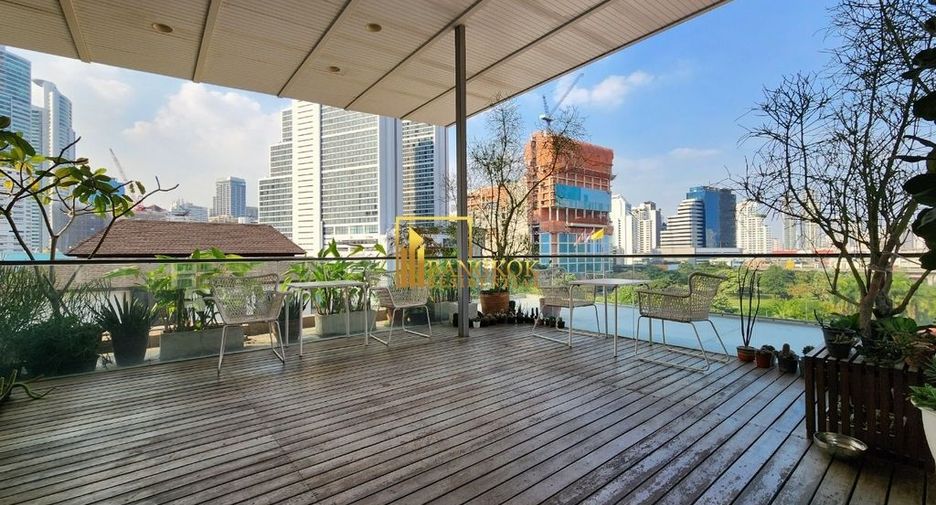 À louer 2 chambres appartement à Khlong Toei, Bangkok