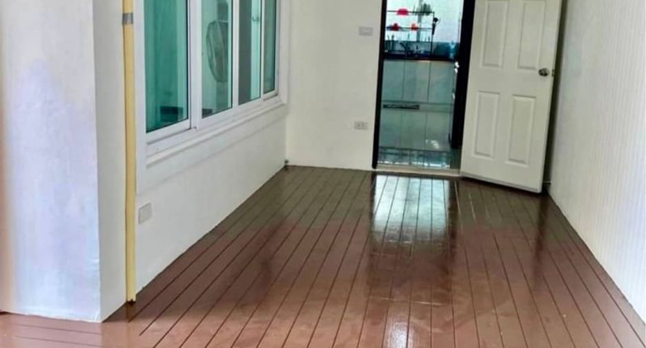 For rent 3 bedrooms house in Si Racha, Chonburi