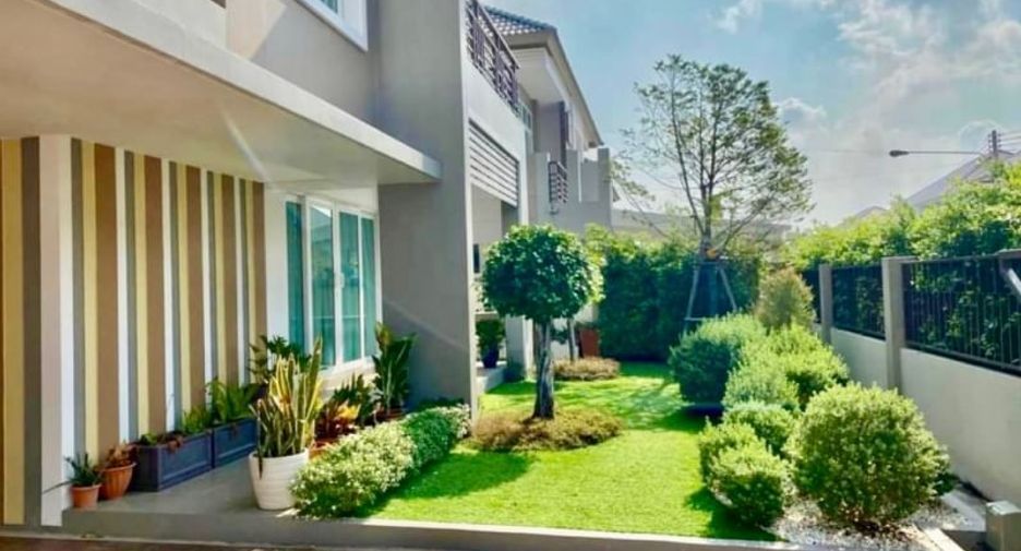 For rent 3 bedrooms house in Si Racha, Chonburi