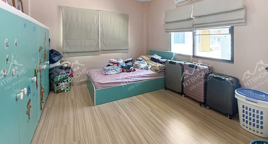 For sale 3 bed house in Mueang Nonthaburi, Nonthaburi