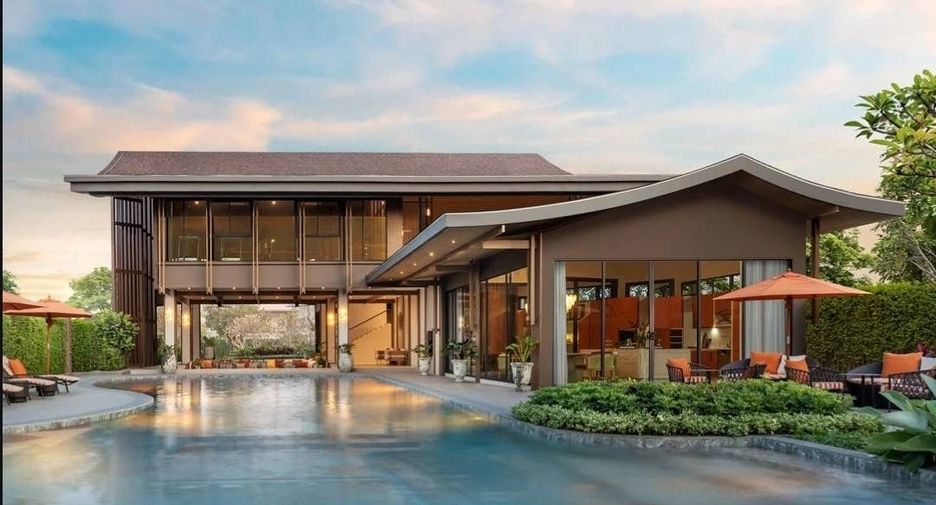 Haus zur Miete und zum Kauf mit 4 Zimmer in Bang Kapi, Bangkok