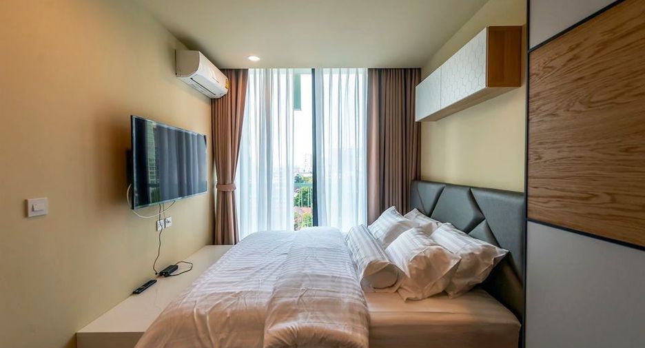 À louer et à vendre 1 chambre condo à Watthana, Bangkok