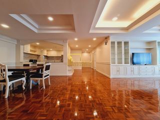 For rent 3 bedrooms apartment in Khlong Toei, Bangkok