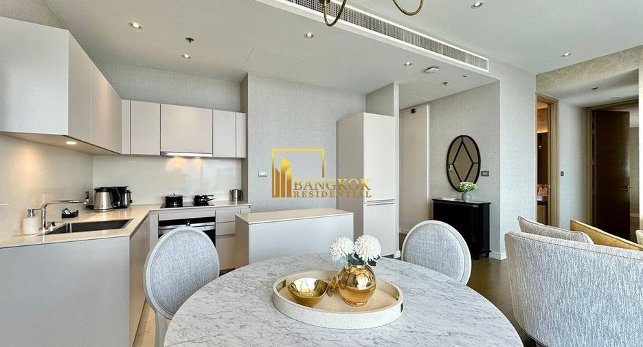 For rent 2 bedrooms condo in Pathum Wan, Bangkok