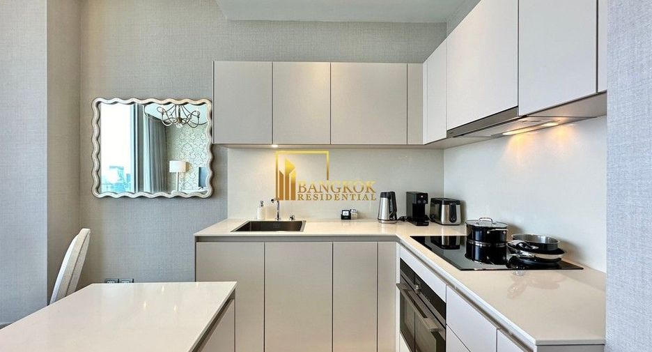 For rent 2 bedrooms condo in Pathum Wan, Bangkok