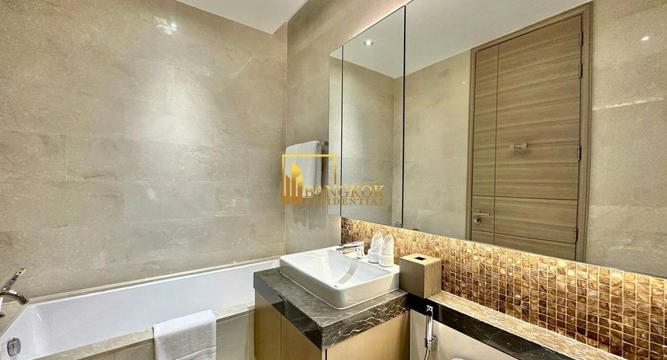 For rent 2 bedrooms condo in Pathum Wan, Bangkok