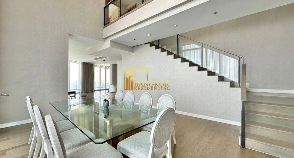 For rent 3 bedrooms condo in Pathum Wan, Bangkok