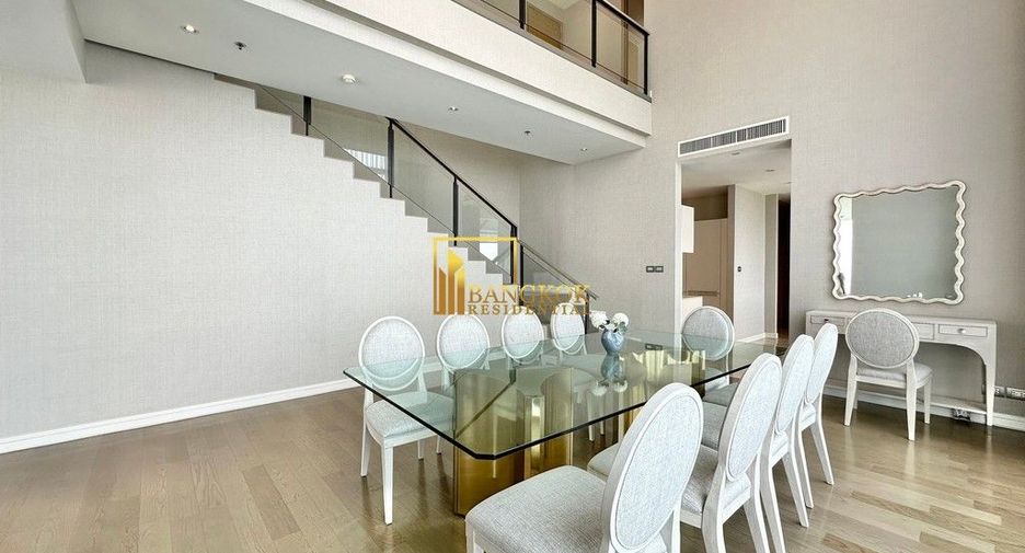 For rent 3 bedrooms condo in Pathum Wan, Bangkok