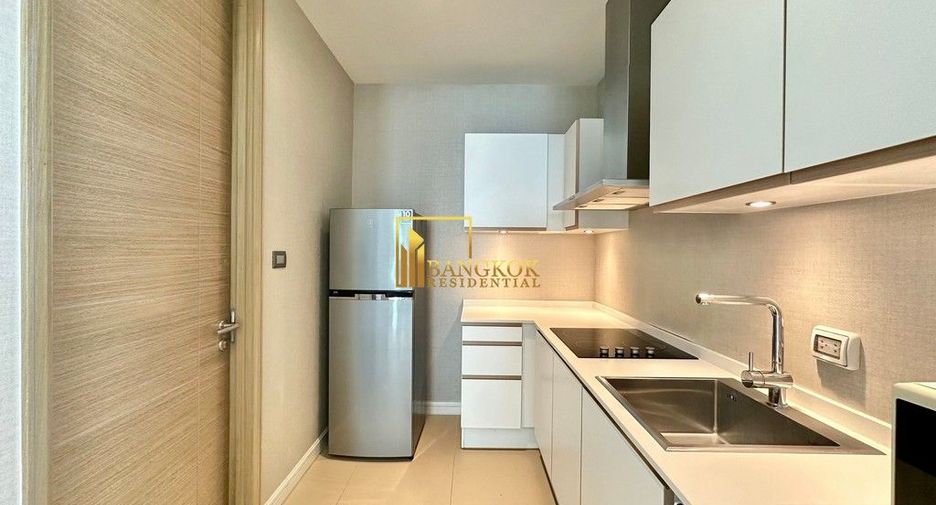 For rent 3 bedrooms condo in Pathum Wan, Bangkok