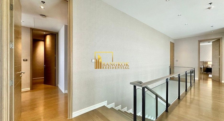 For rent 3 bedrooms condo in Pathum Wan, Bangkok