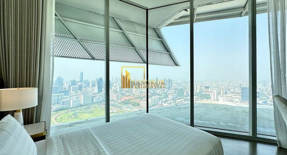 For rent 3 bedrooms condo in Pathum Wan, Bangkok