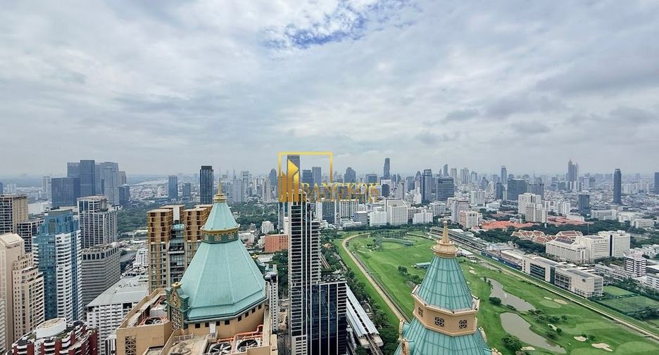For rent 3 bedrooms condo in Pathum Wan, Bangkok
