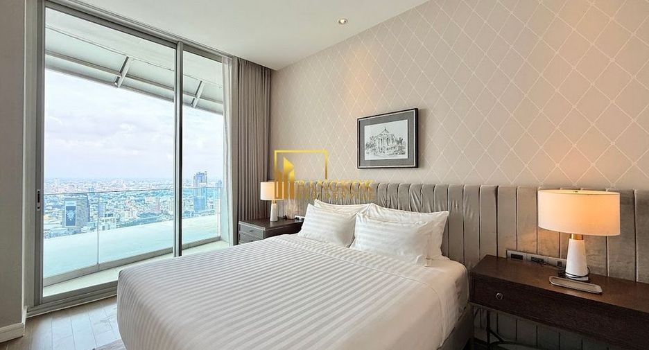 For rent 3 bedrooms condo in Pathum Wan, Bangkok