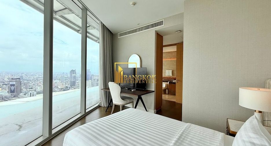For rent 3 bedrooms condo in Pathum Wan, Bangkok