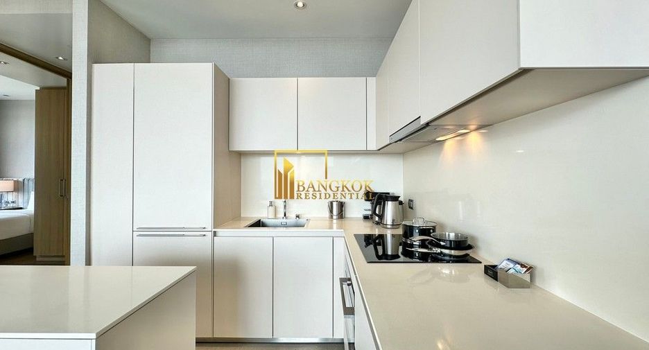 For rent 2 bedrooms condo in Pathum Wan, Bangkok