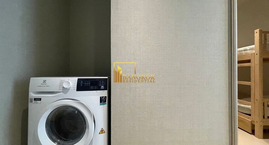 For rent 3 bedrooms condo in Pathum Wan, Bangkok