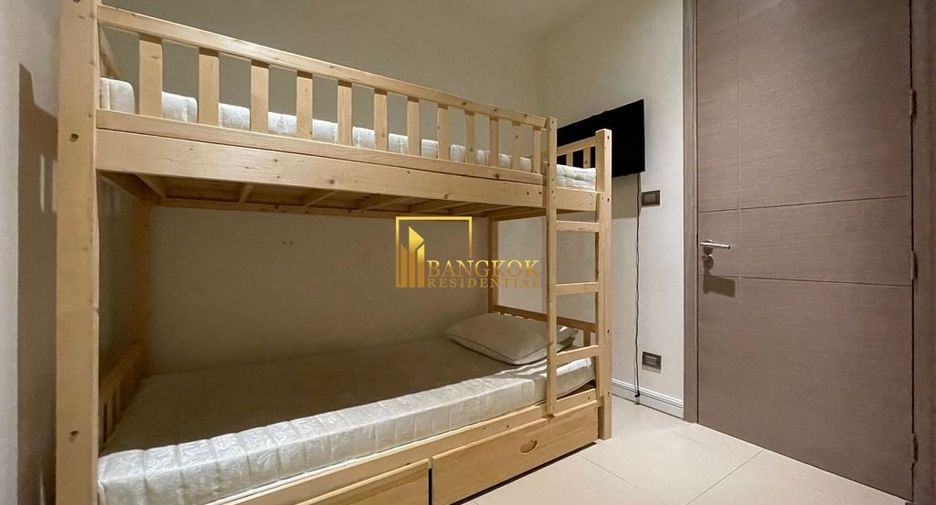 For rent 3 bedrooms condo in Pathum Wan, Bangkok