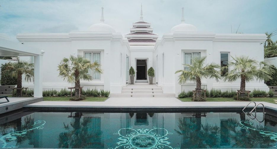 For rent and for sale 5 bedrooms villa in Mueang Phuket, Phuket