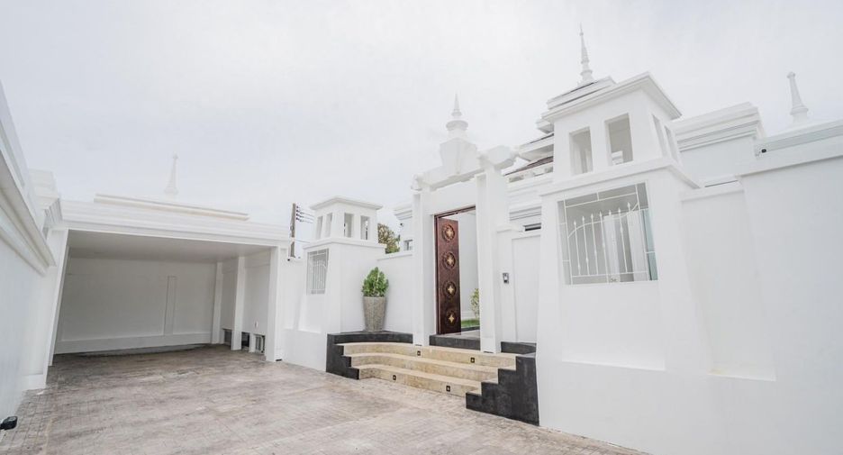 For rent and for sale 5 bedrooms villa in Mueang Phuket, Phuket