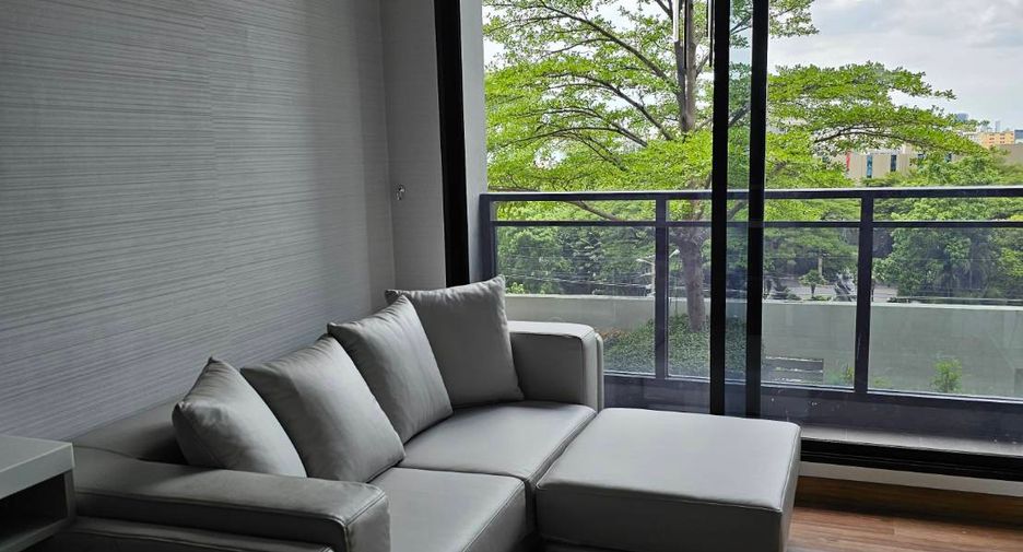 For rent 1 bed condo in Huai Khwang, Bangkok