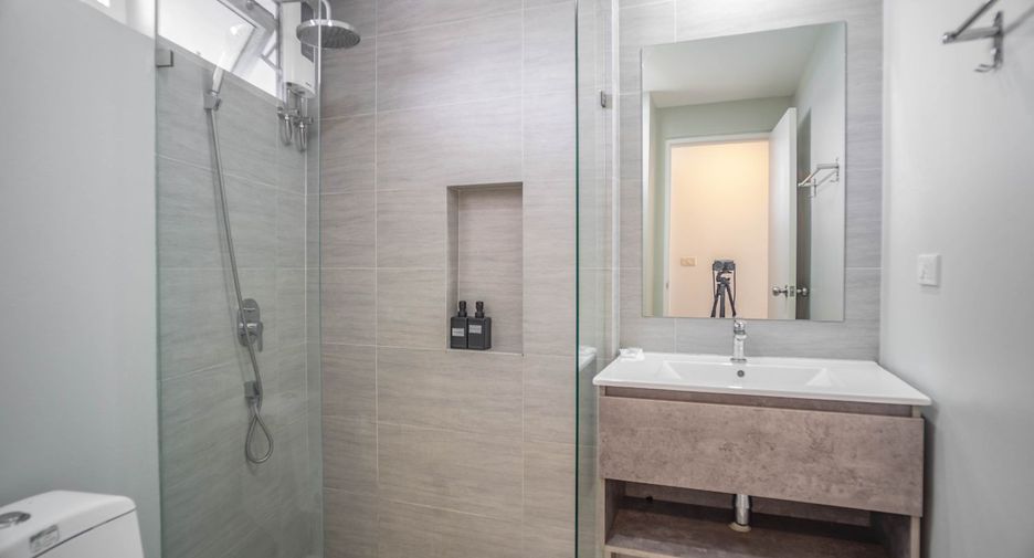 For sale 1 Beds condo in Klaeng, Rayong