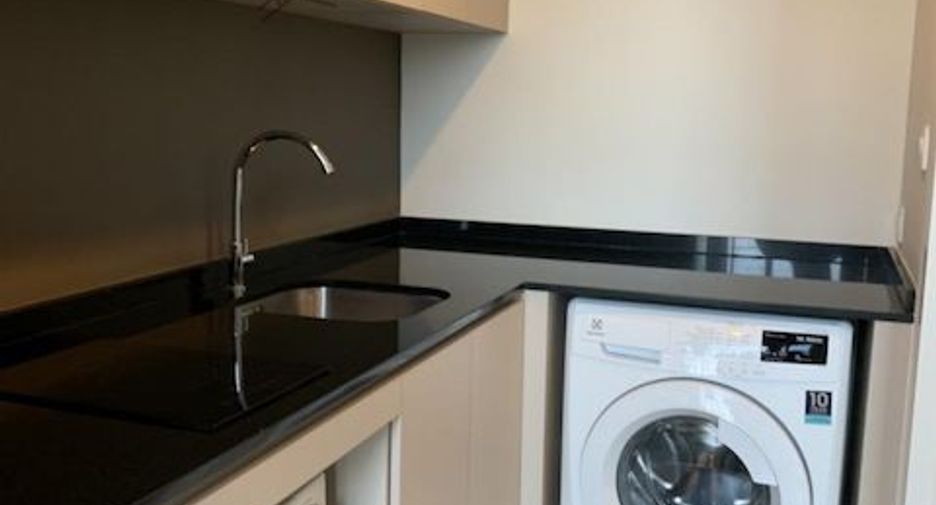 For sale 1 bed condo in Khan Na Yao, Bangkok