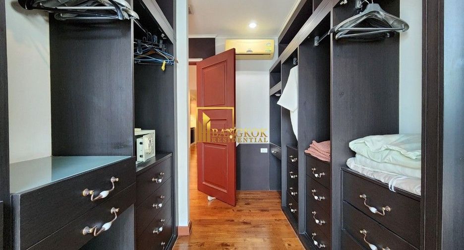 Condo en alquiler de 3 habitaciones en Watthana, Bangkok