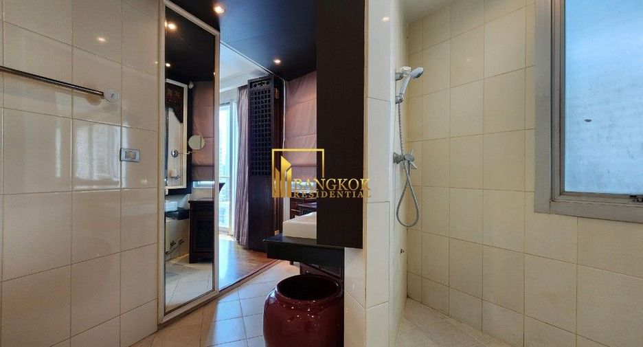 Condo en alquiler de 3 habitaciones en Watthana, Bangkok
