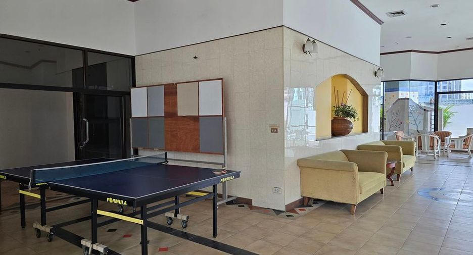 For sale 2 ベッドルーム condo in Watthana, Bangkok