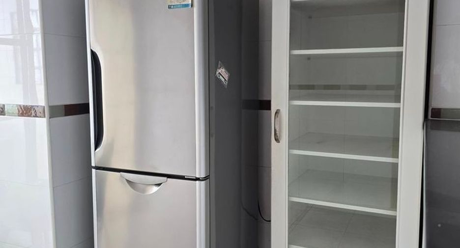For sale 2 ベッドルーム condo in Watthana, Bangkok