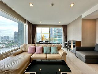 À louer 2 chambres condo à Bang Kho Laem, Bangkok