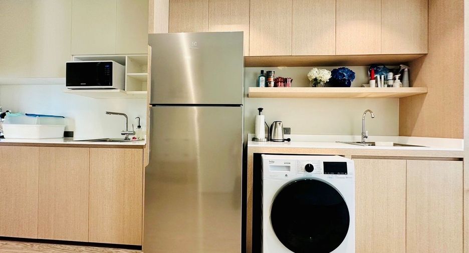 For sale 3 bed condo in Bang Lamung, Chonburi