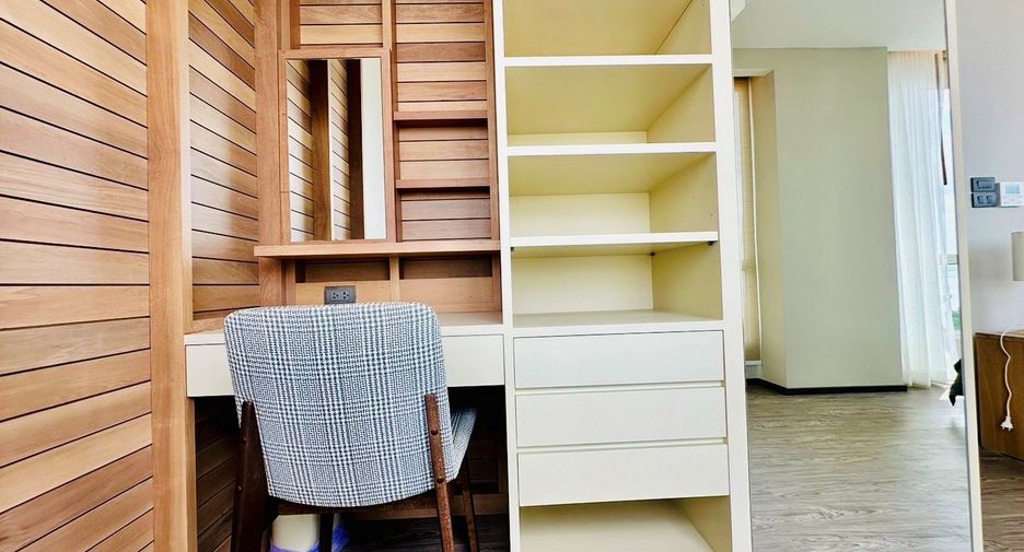 For sale 3 bed condo in Bang Lamung, Chonburi