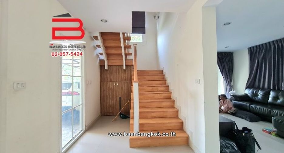 Аренда и продажа 3 спальни дом в Mueang Pathum Thani, Патумтани