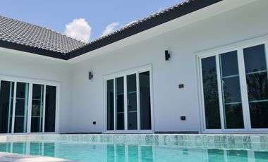 For sale 3 bedrooms villa in Mueang Chiang Rai, Chiang Rai