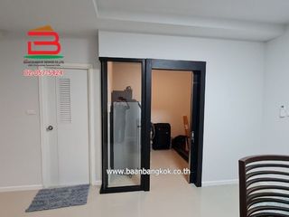 For sale 4 bedrooms townhouse in Mueang Pathum Thani, Pathum Thani
