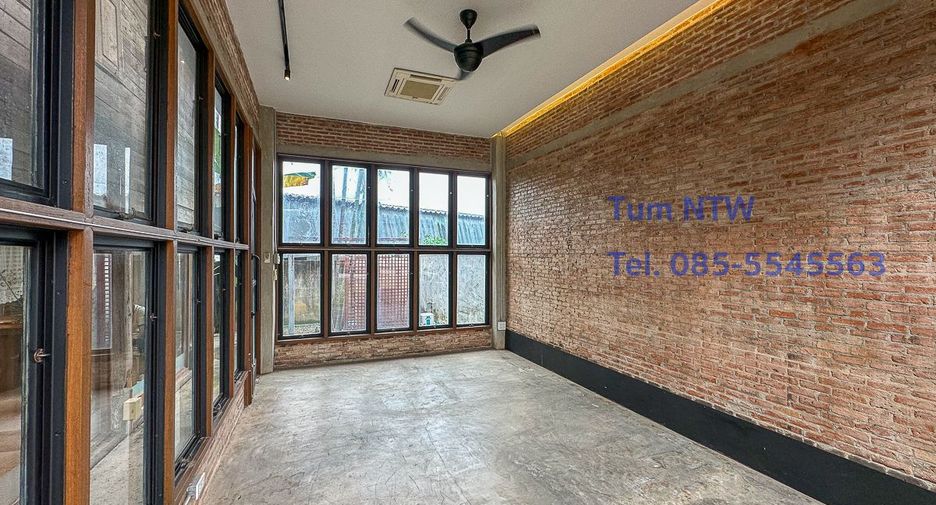 Haus zur Miete und zum Kauf mit 2 Zimmer in San Kamphaeng, Chiang Mai