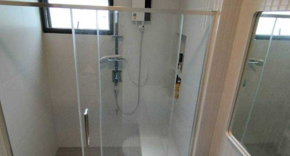 For sale 4 bedrooms house in Bang Khun Thian, Bangkok