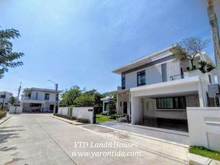 For sale 4 Beds house in Bang Khun Thian, Bangkok