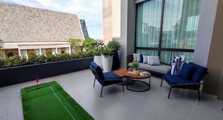 For sale 5 bedrooms house in Saphan Sung, Bangkok
