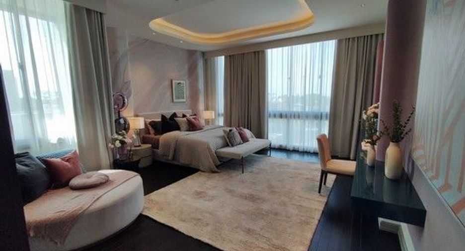 For sale 5 bedrooms house in Saphan Sung, Bangkok
